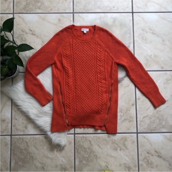 Calvin Klein Sweaters - Calvin Klein Zippered Sweater